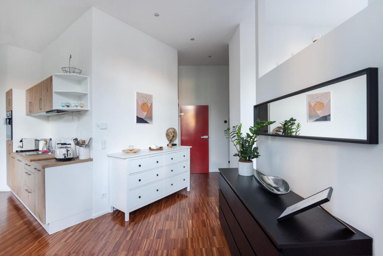 Cozy And Central City Apartment At The Belvedere Вена Экстерьер фото